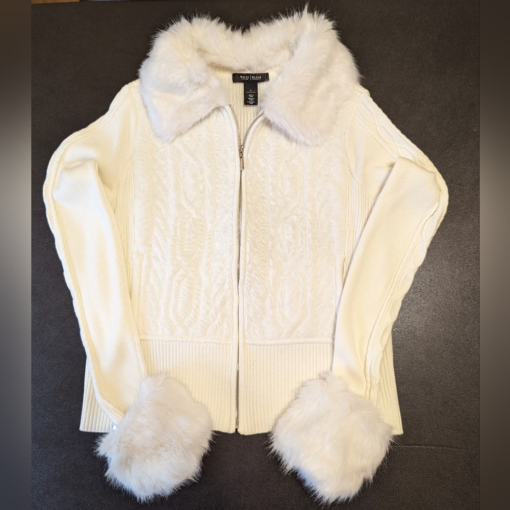 White House Black Market - White sweater/cardigan with removable faux fur.